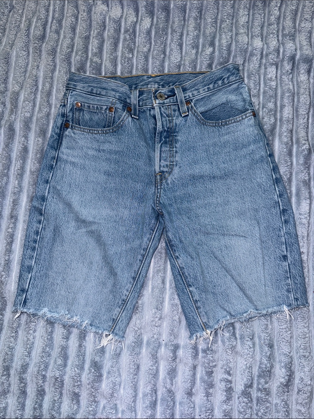 Levi's 501 Light Wash Denim Jorts Raw Hem Button Fly - Size 26
